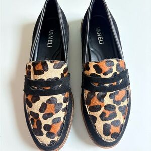 Vaneli platform leopard loafers
